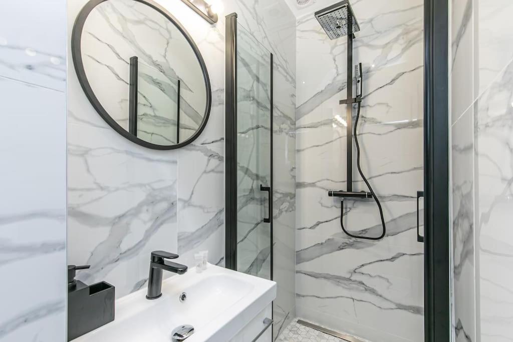 Mba Splendide Appart - Le Raincy - Banlieue Paris ヴィルモンブル エクステリア 写真
